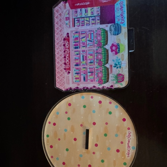 Colorful lucite Bookshop Themed standing display - Picture 2 of 4